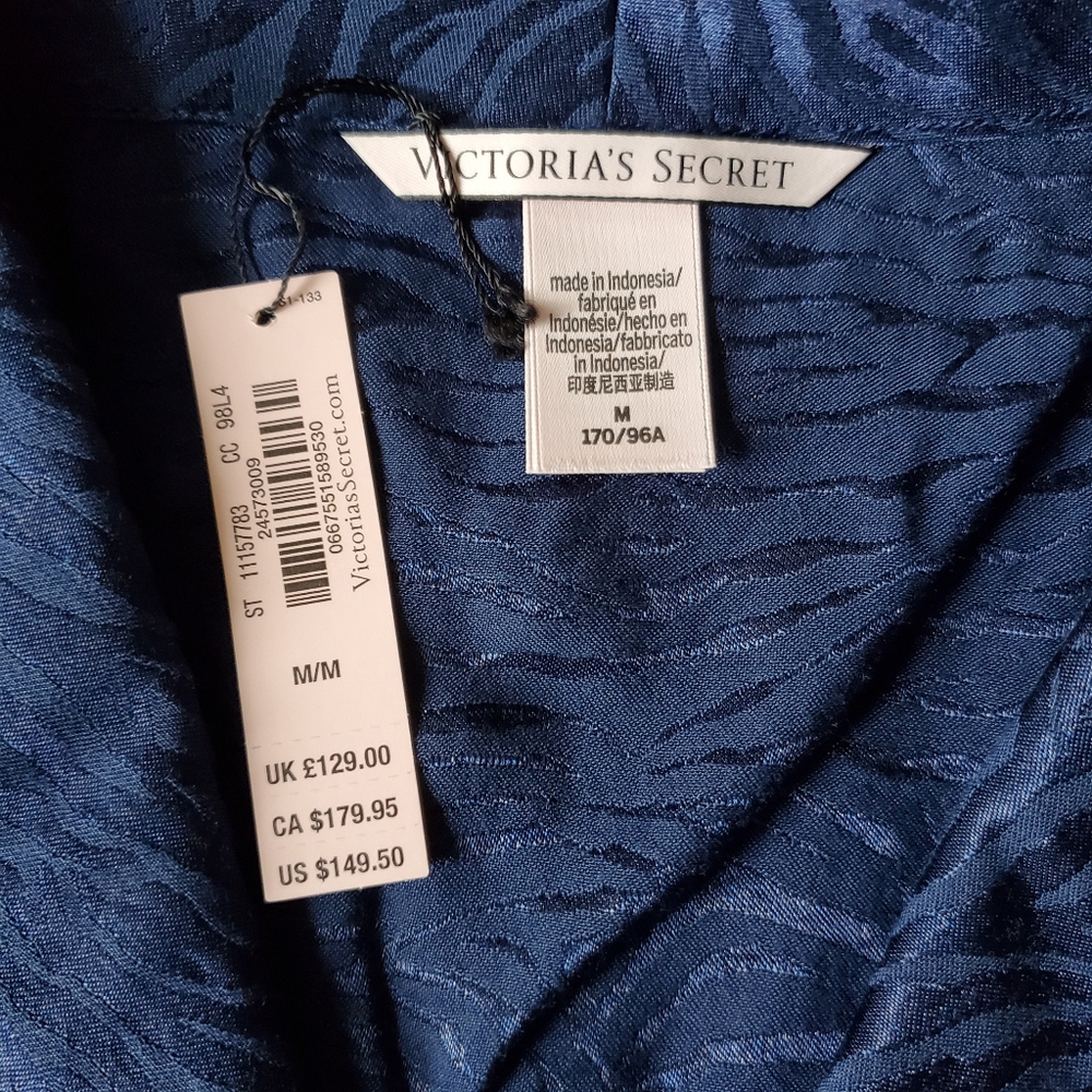 Victoria's secret zebra romper - Picture 3 of 6